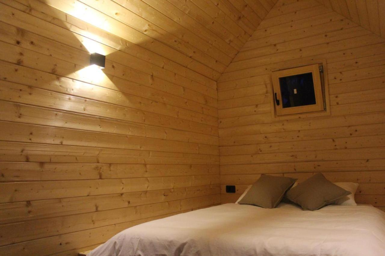 ホテル Hiska-Glamping Ajdovščina エクステリア 写真